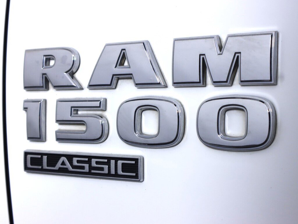Used 2021 RAM 1500 Classic SLT RWD image 39