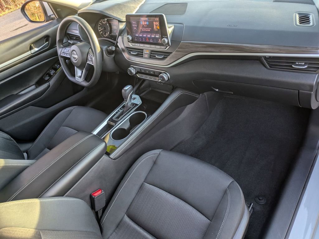 Used 2023 Nissan Altima 2.5 SV image 24