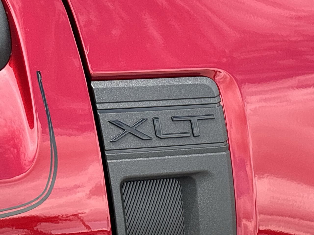 New 2025 Ford Maverick XLT w/ XLT Luxury Package image 6