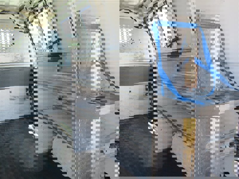 Used 2014 Chevrolet Express 2500 image 9