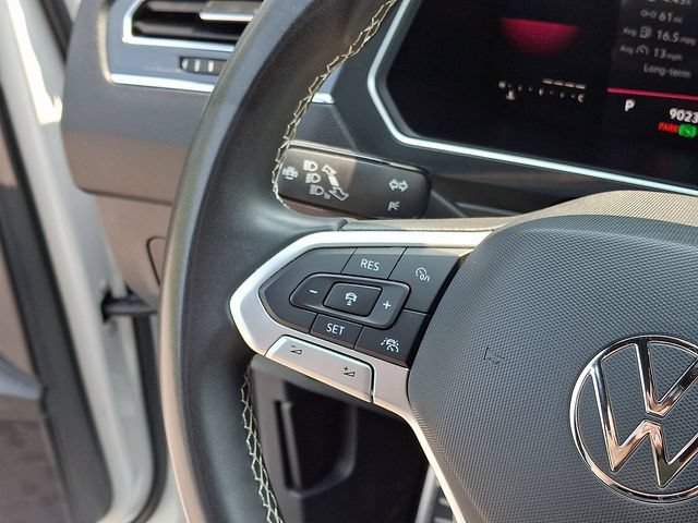 Used 2023 Volkswagen Tiguan SE R-Line AWD/4WD image 21