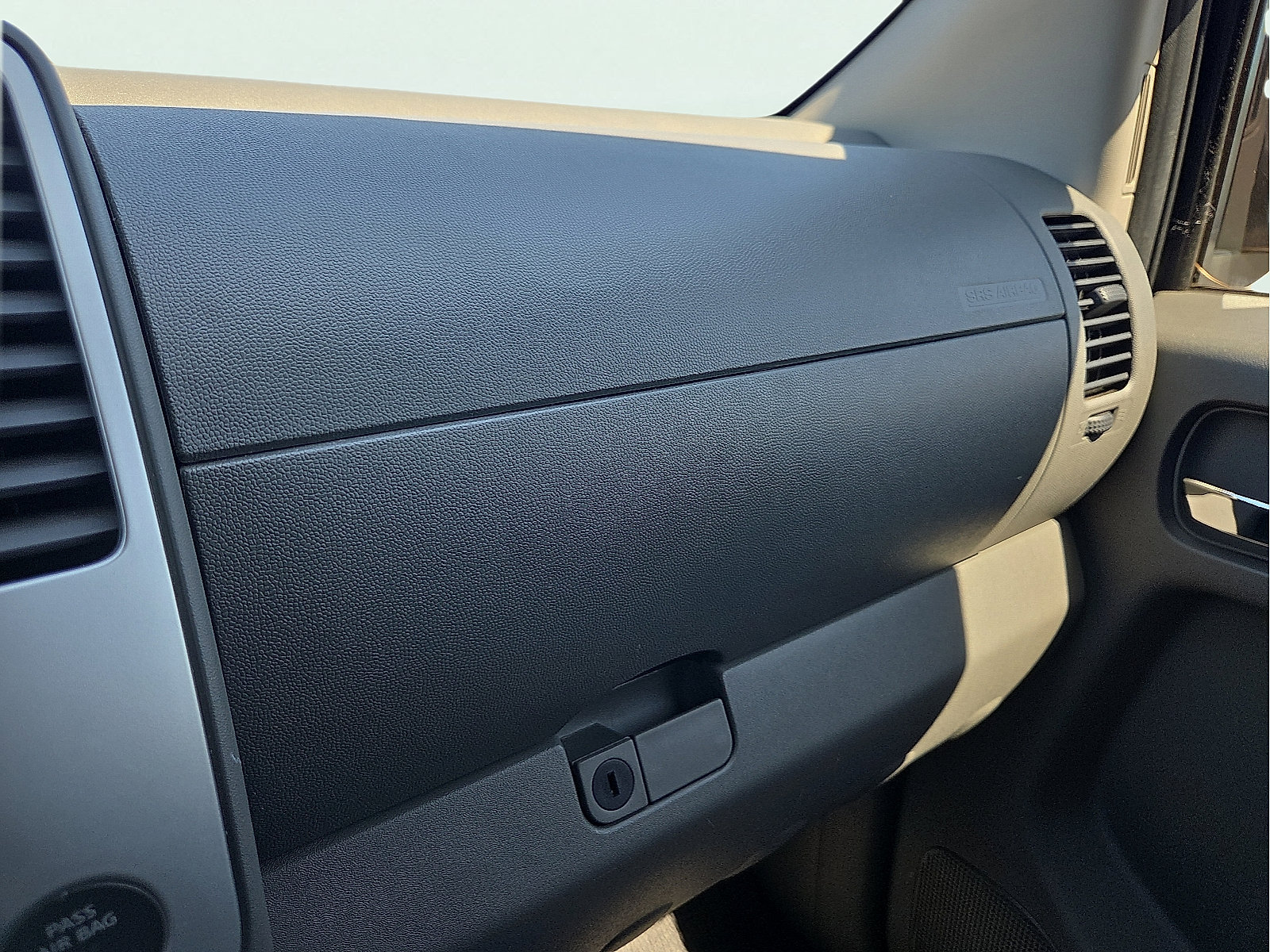 Used 2019 Nissan Frontier Desert Runner RWD image 22