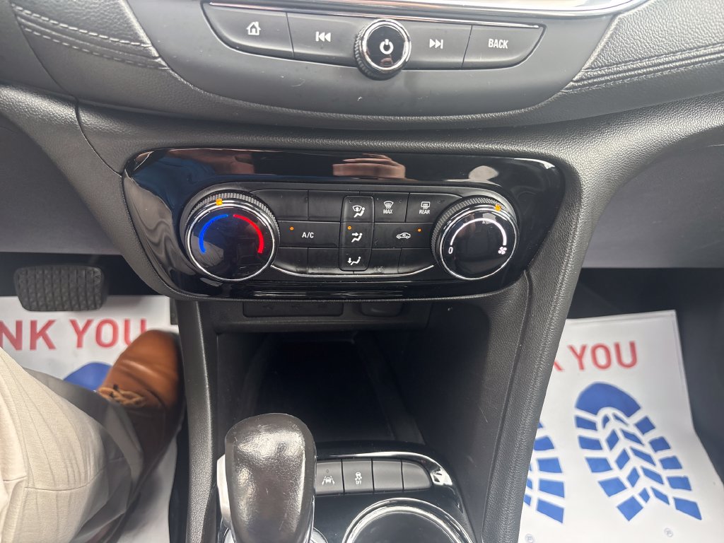 Used 2021 Buick Encore GX Preferred FWD image 23