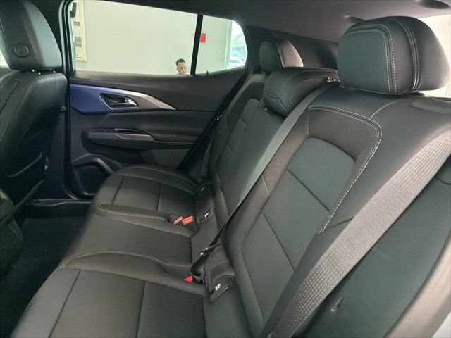 New 2026 Chevrolet Equinox EV LT FWD image 22