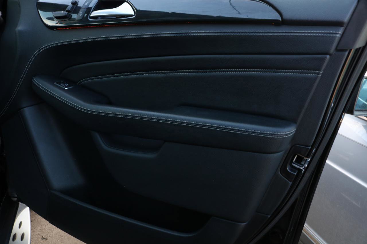 Used 2015 Mercedes-Benz ML 400 4MATIC image 44