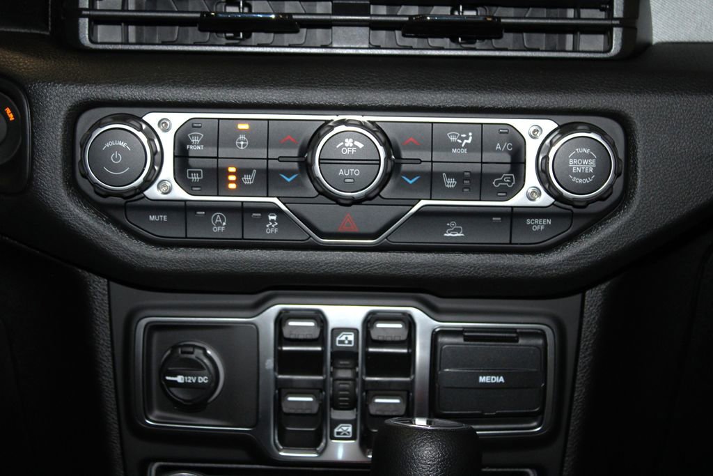 New 2026 Jeep Gladiator Sport image 19