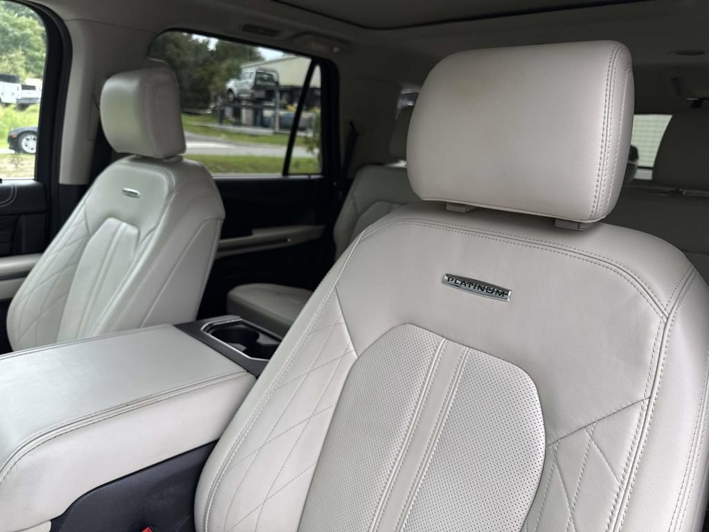 Used 2021 Ford Expedition Platinum AWD/4WD image 23