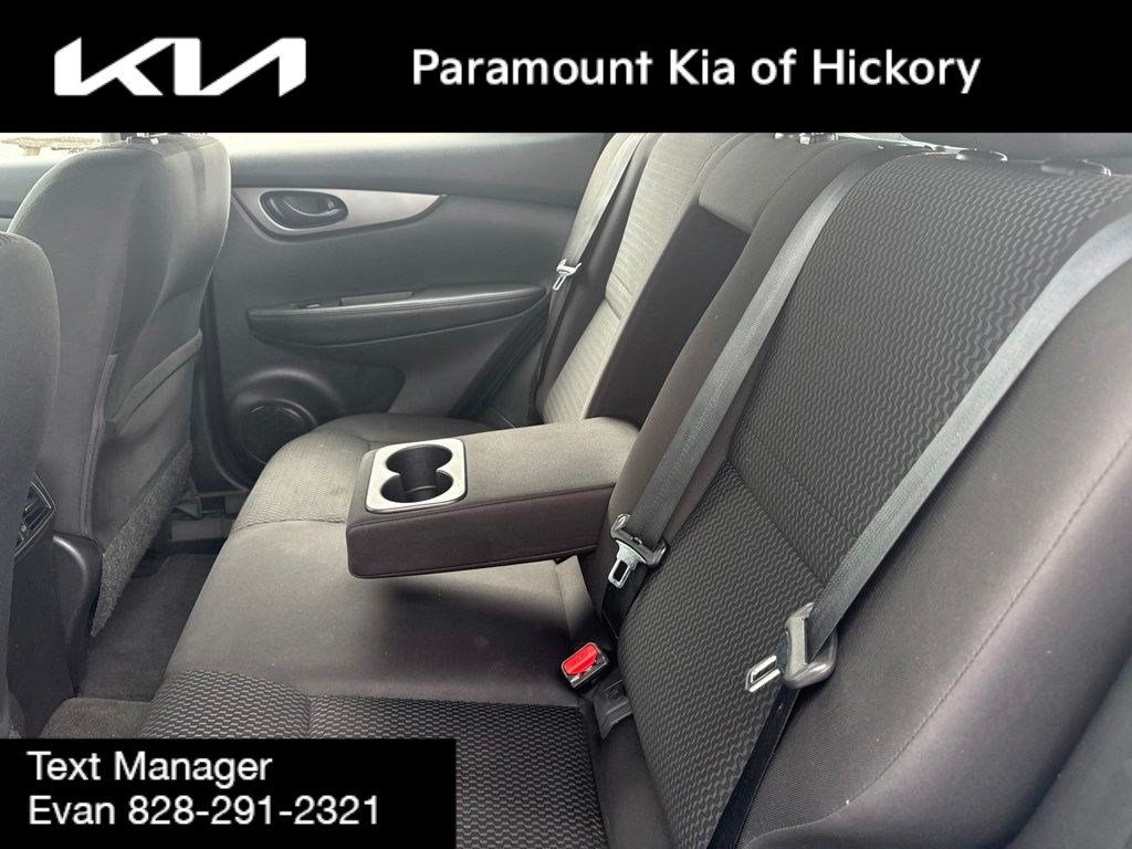 Used 2019 Nissan Rogue Sport S w/ Appearance Package AWD/4WD image 13