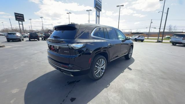 Used 2025 Buick Enclave Avenir image 8