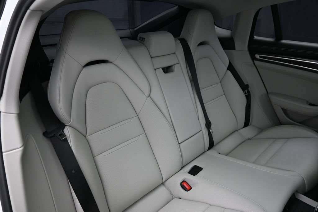 Certified 2023 Porsche Panamera Platinum Edition RWD image 26