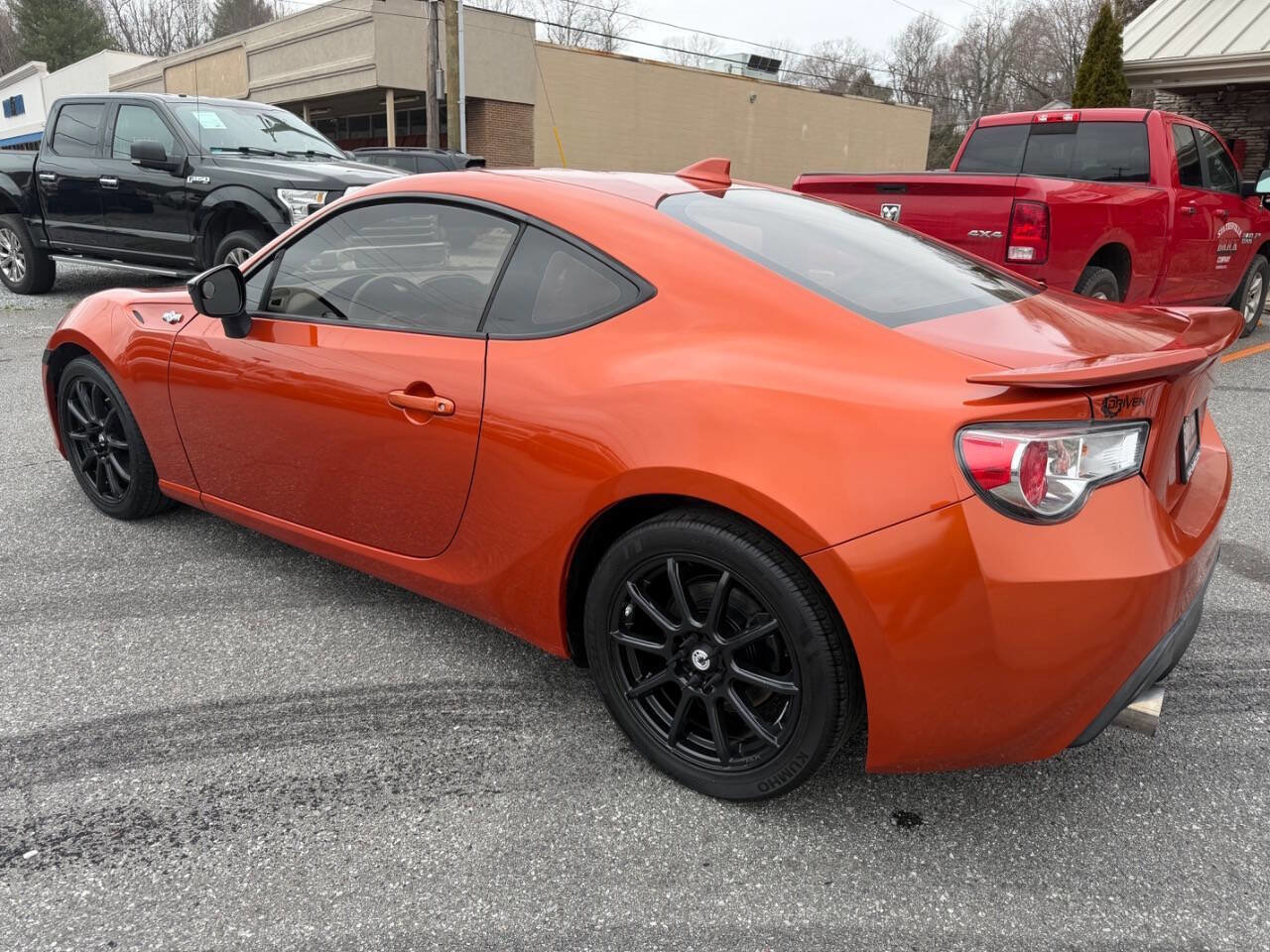 Used 2015 Scion FR-S image 10