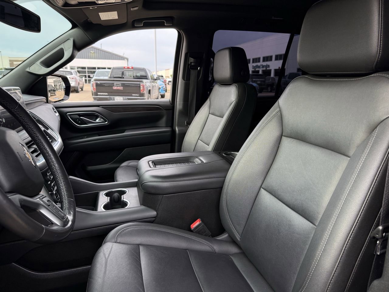 Used 2022 Chevrolet Tahoe LT w/ Luxury Package image 20