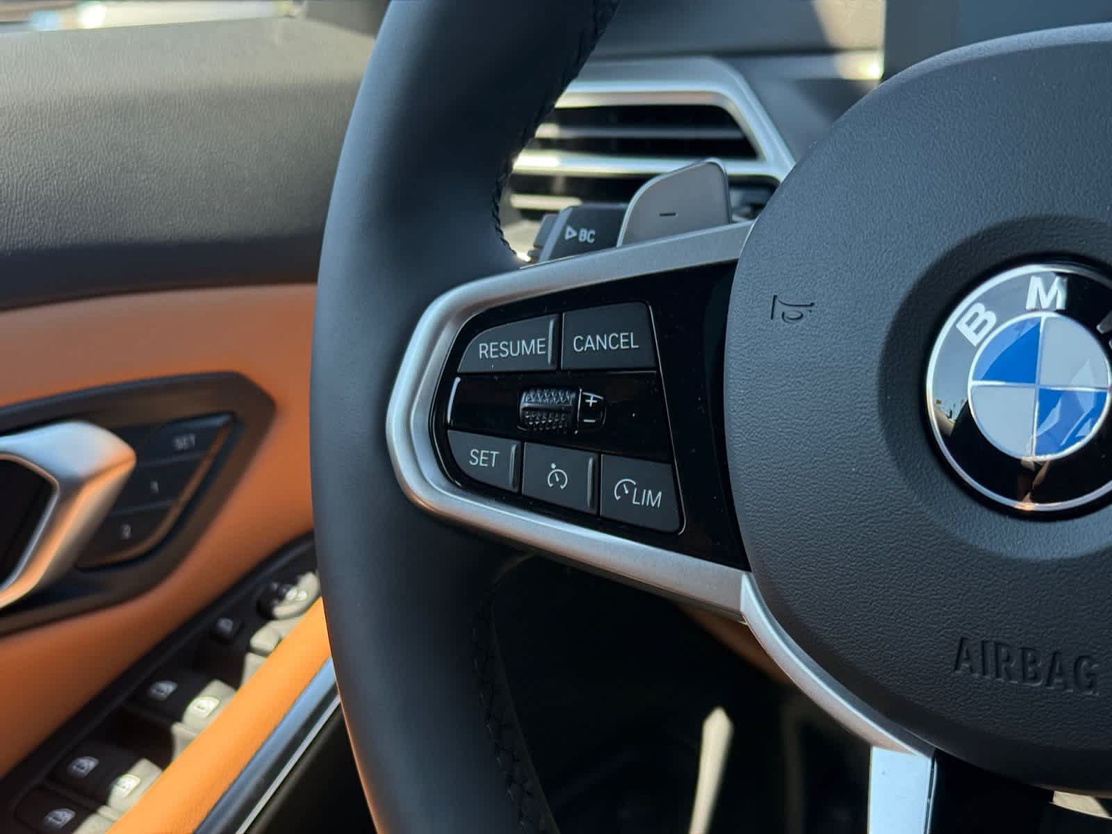 New 2026 BMW 330i Sedan w/ M Sport Package RWD image 19