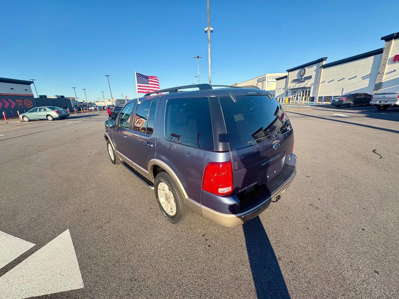 Used 2003 Ford Explorer Eddie Bauer image 33