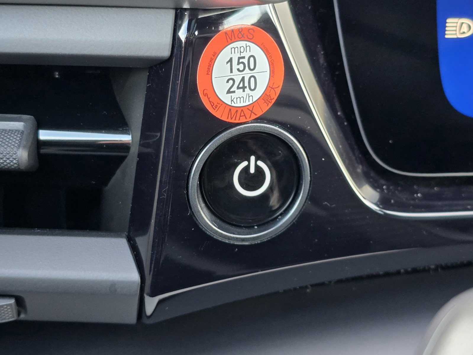 New 2025 Porsche Macan 4S Electric image 16