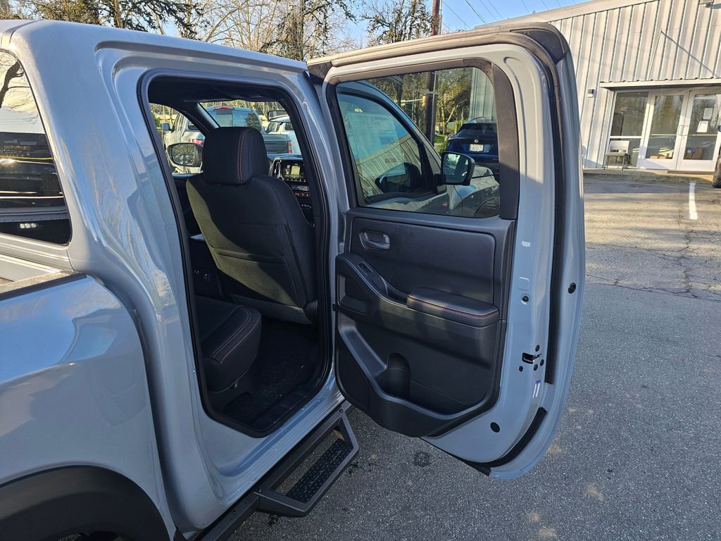 New 2026 Nissan Frontier PRO-4X w/ Pro-4x Convenience Package AWD/4WD image 24