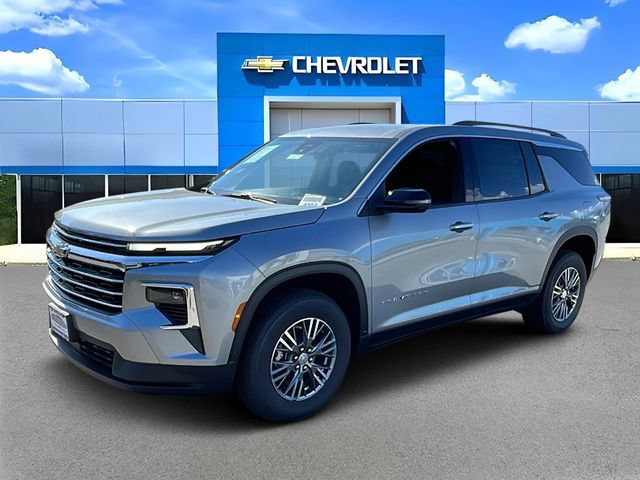 New 2026 Chevrolet Traverse LT w/ LPO, Floor Liner Package FWD image 8