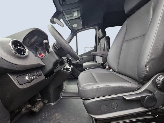 New 2026 Mercedes-Benz Sprinter 2500 image 8