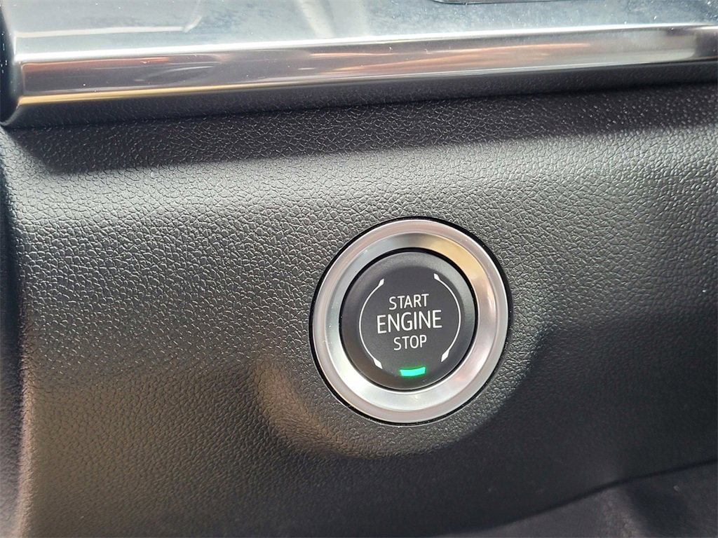 Used 2025 GMC Terrain Elevation image 18