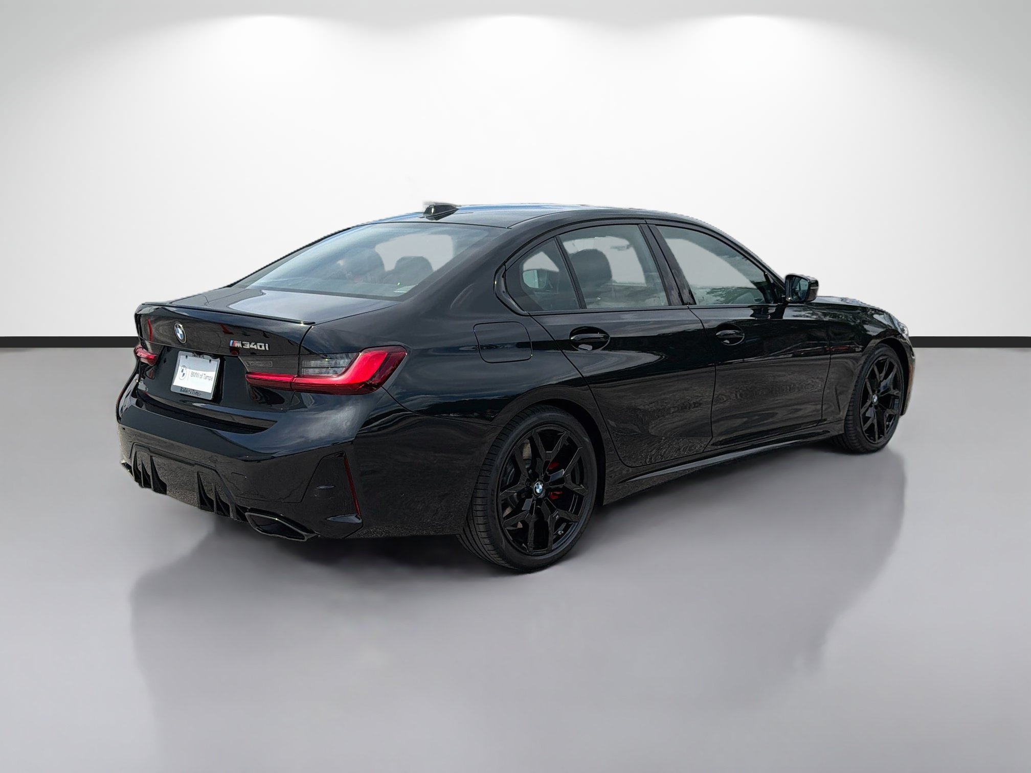New 2026 BMW M340i RWD image 3