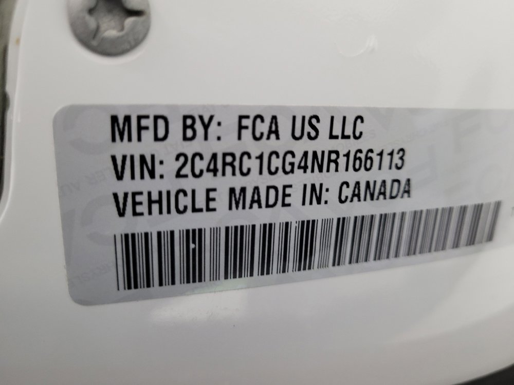 Used 2022 Chrysler Voyager LX image 33