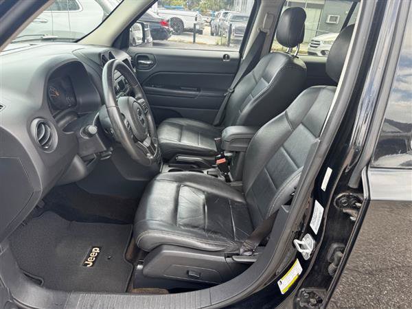 Used 2015 Jeep Patriot High Altitude AWD/4WD image 8