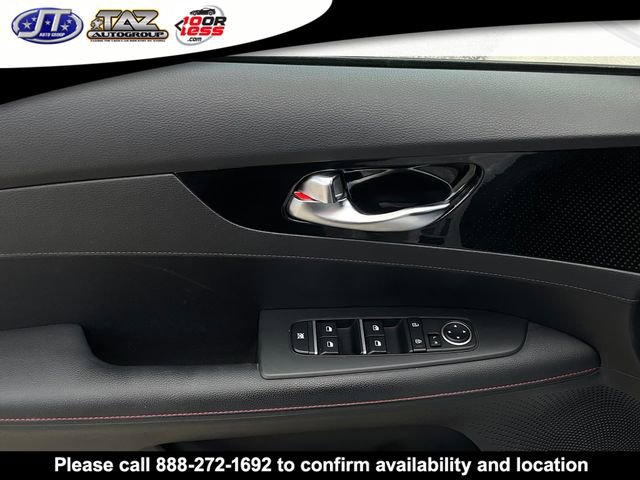 Used 2022 Kia Forte GT FWD image 11