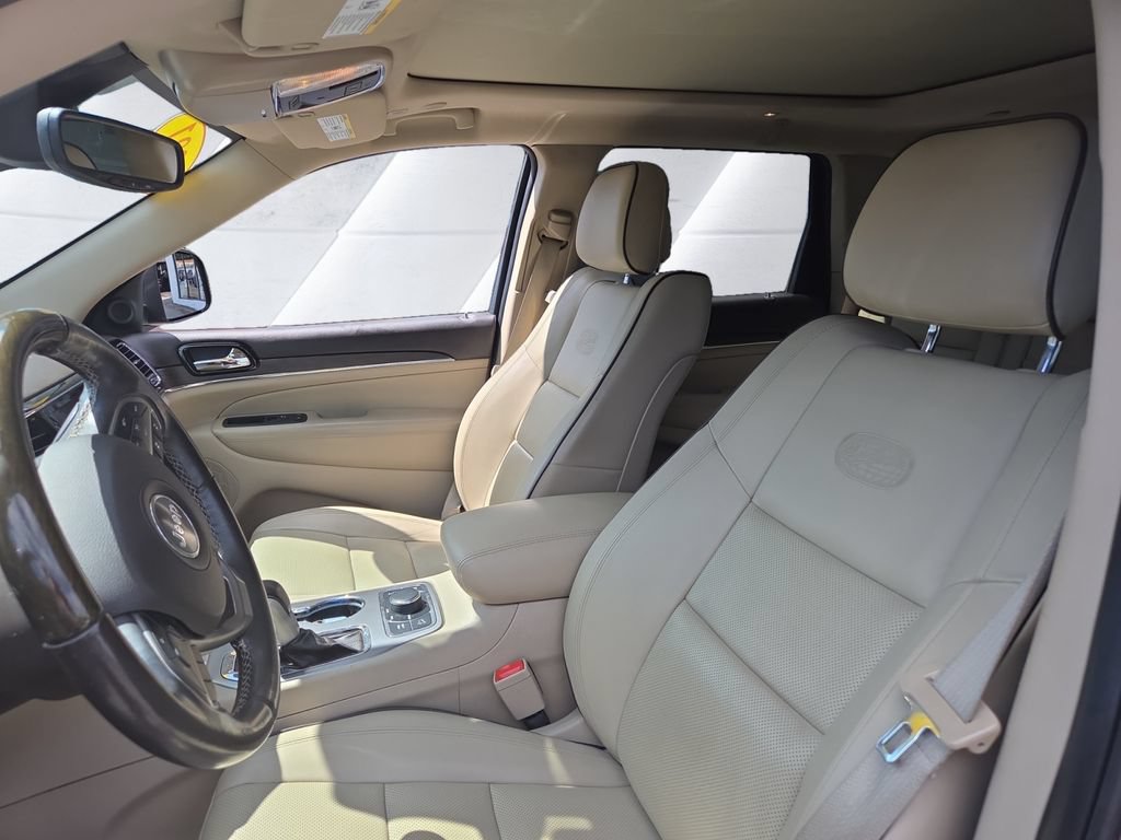 Certified 2021 Jeep Grand Cherokee Overland AWD/4WD image 7