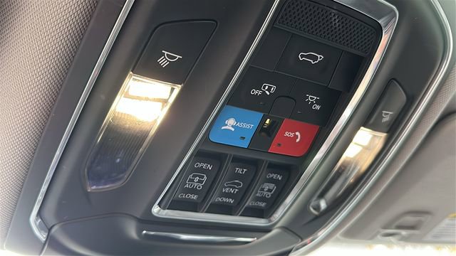 Used 2023 Jeep Grand Cherokee 30th Anniversary image 25