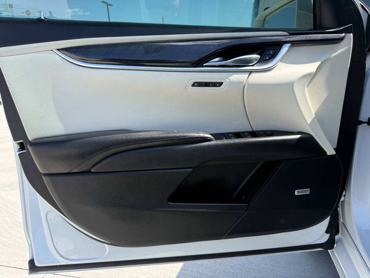 Used 2016 Cadillac XTS Vsport Platinum AWD/4WD image 29