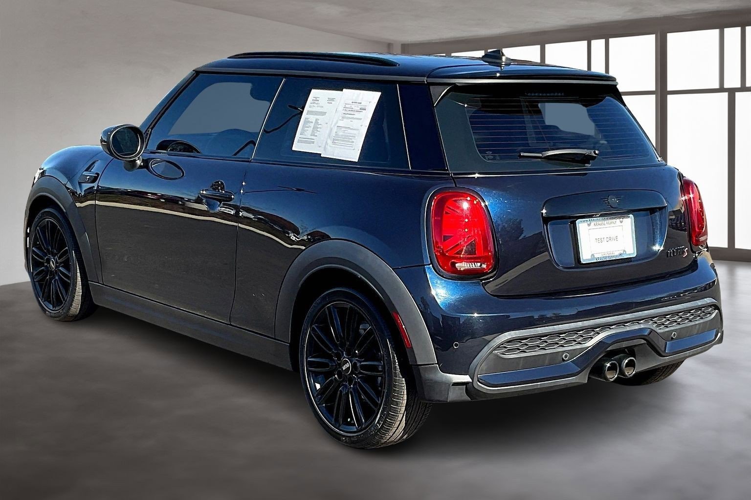 Used 2023 MINI Cooper S image 4