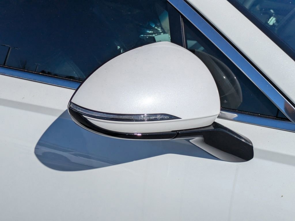 New 2026 Genesis GV70 2.5T Select image 11