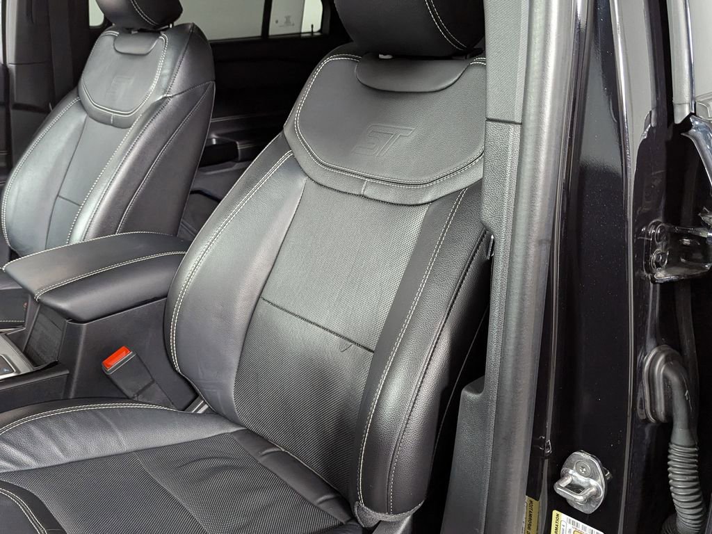 Used 2022 Ford Explorer ST w/ Equipment Group 401A image 21