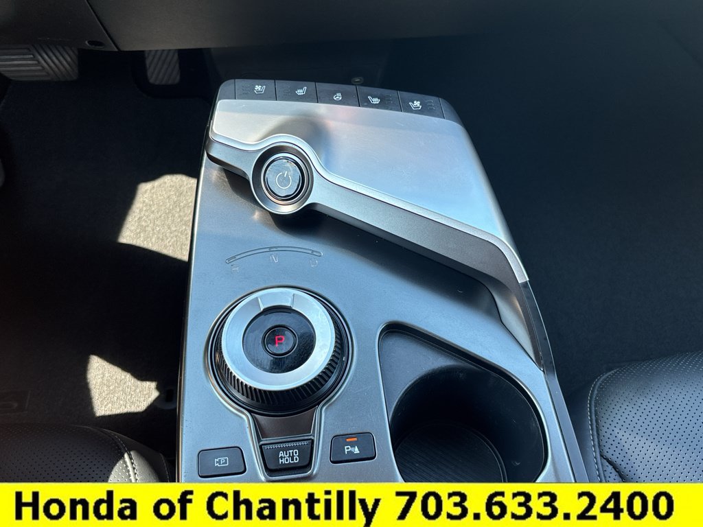 Used 2022 Kia EV6 Wind w/ Wind Technology Package AWD/4WD image 12