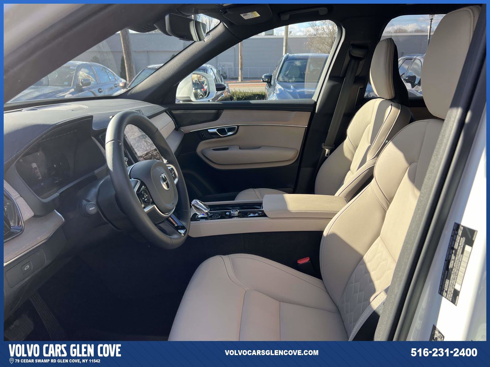 Used 2026 Volvo XC90 B6 Plus w/ Protection Package Premier image 15