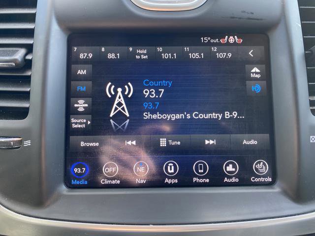 Used 2018 Chrysler 300 Limited w/ Safetytec Plus Group image 20