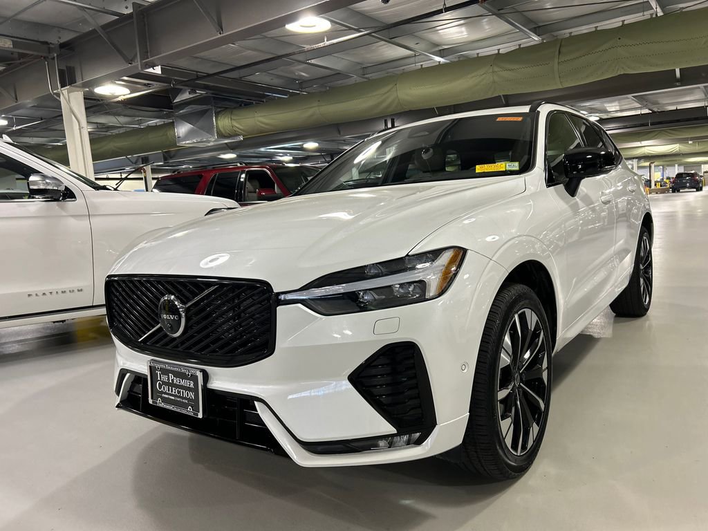 Used 2026 Volvo XC60 B5 Plus w/ Protection Package Premier AWD/4WD image 5