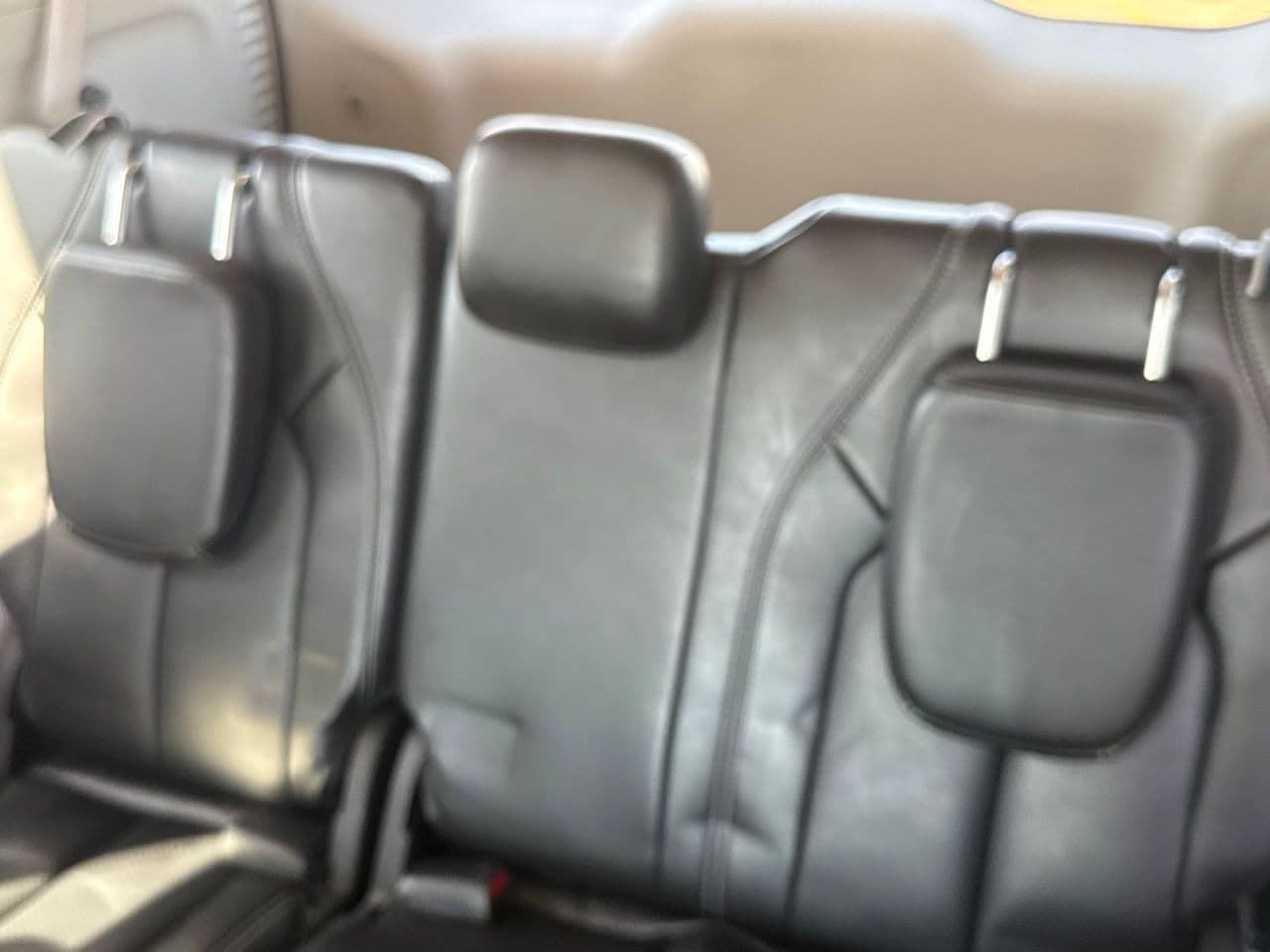 Used 2023 Chrysler Pacifica Touring-L FWD image 42