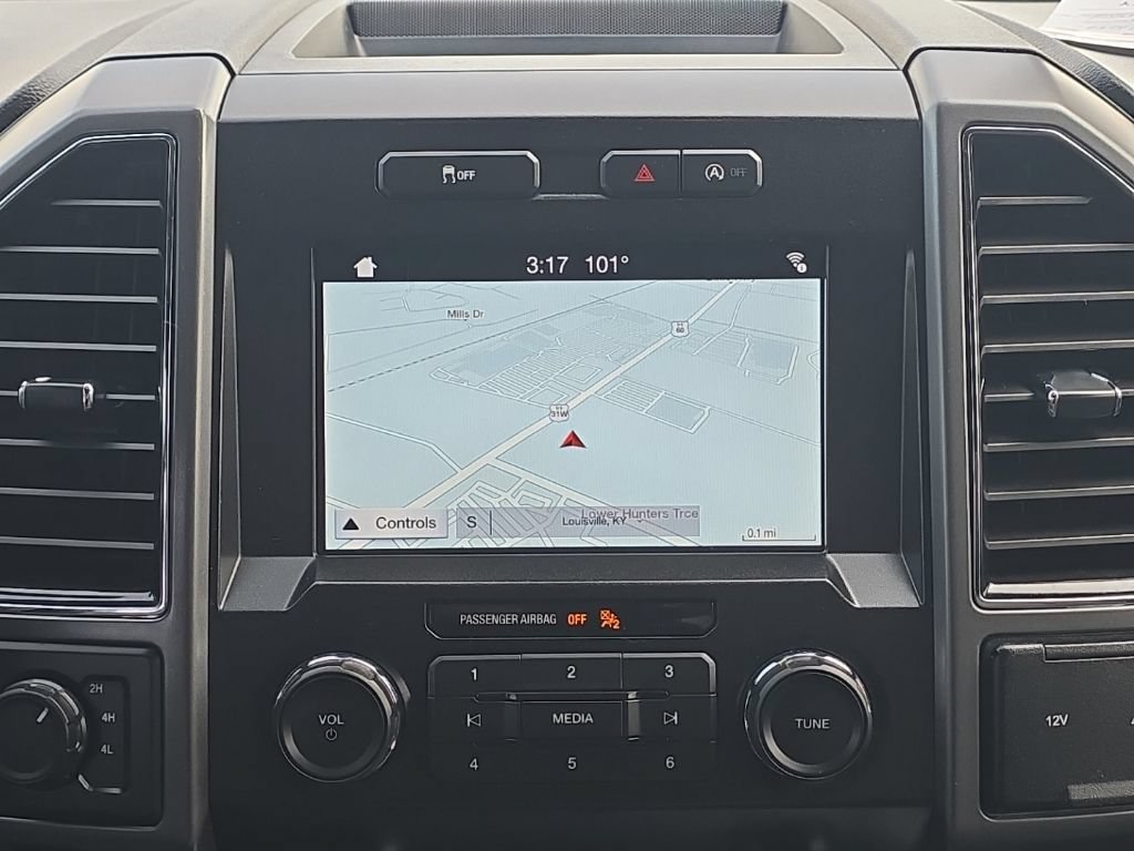 Used 2019 Ford F150 XLT w/ Equipment Group 302A Luxury AWD/4WD image 15