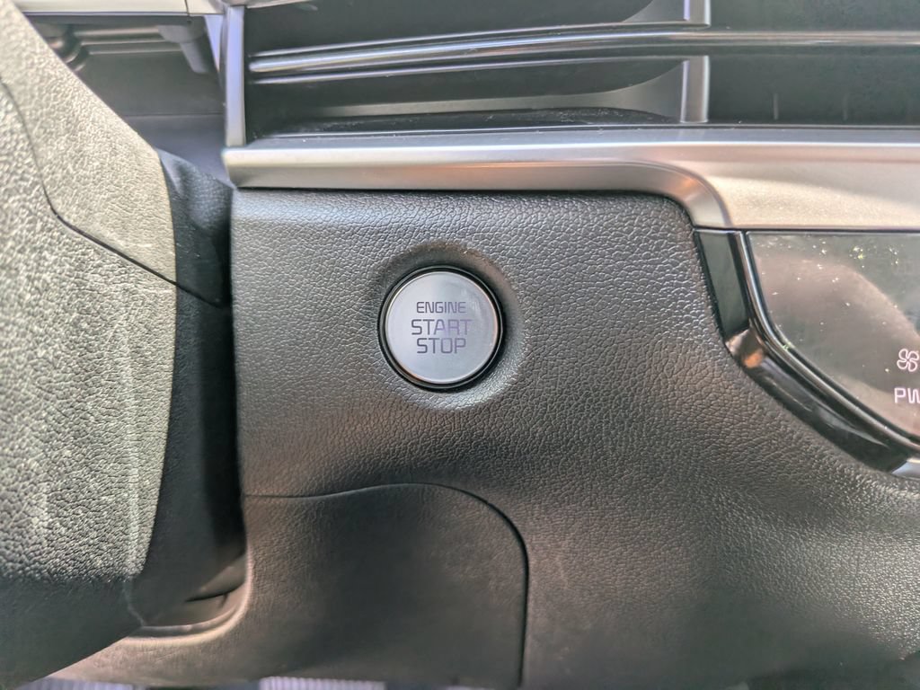 Certified 2024 Kia Sorento LX FWD image 27