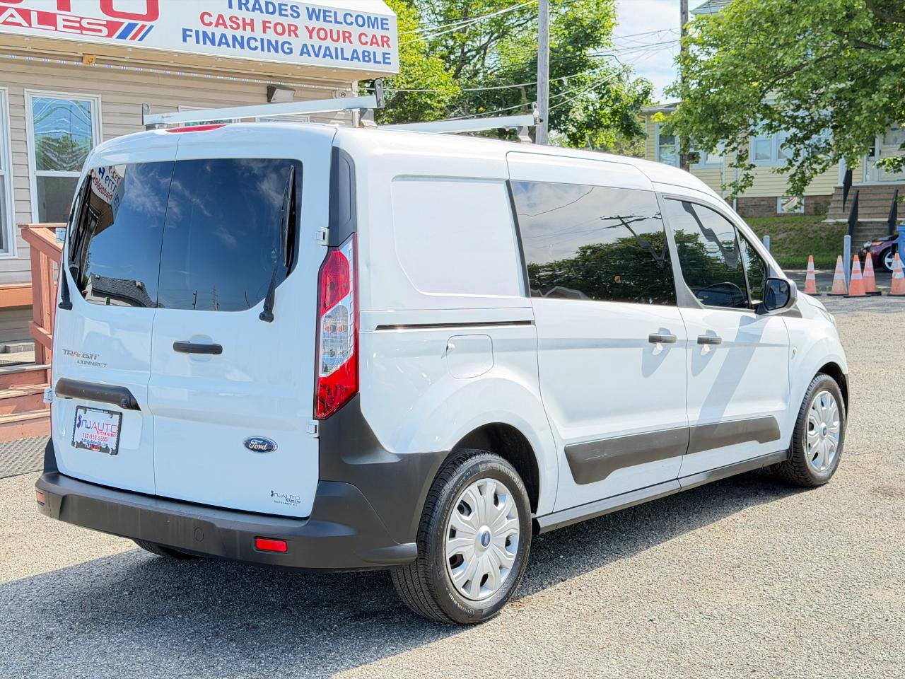 Used 2022 Ford Transit Connect XL FWD image 4