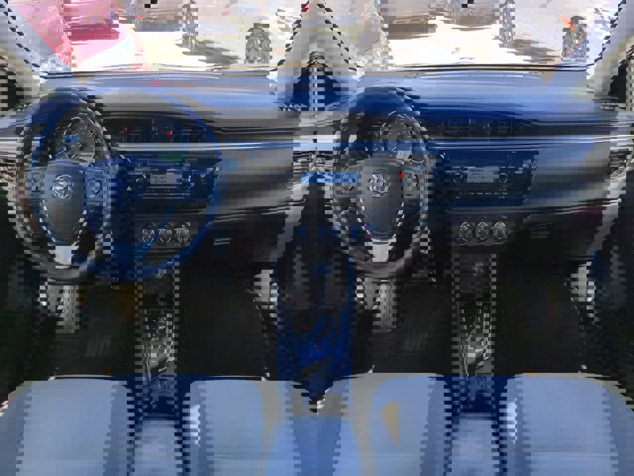 Used 2015 Toyota Corolla L image 14