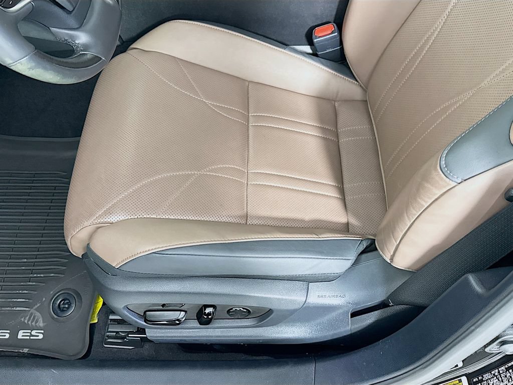 Certified 2023 Lexus ES 350 Ultra Luxury w/ Accessory Package (Z2) FWD image 20