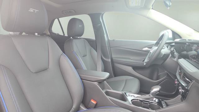 New 2026 Buick Encore GX Sport Touring FWD image 18