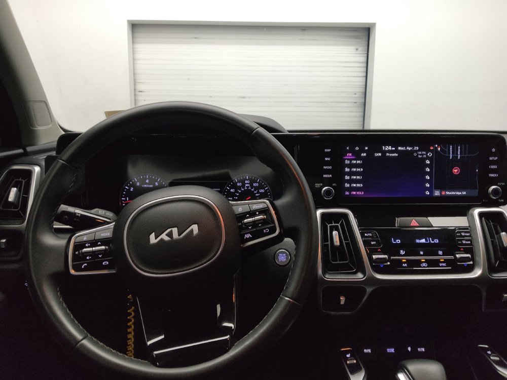 Used 2023 Kia Sorento S FWD image 22