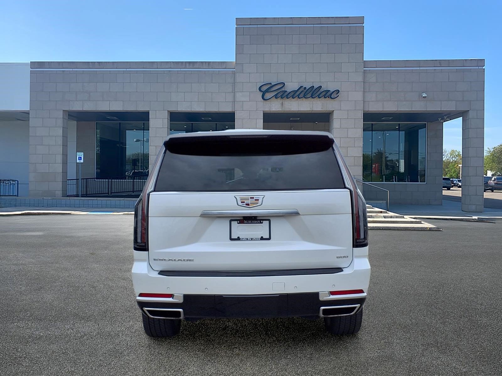Used 2025 Cadillac Escalade Premium Luxury Platinum w/ LPO, Floor Liner Package AWD/4WD image 6