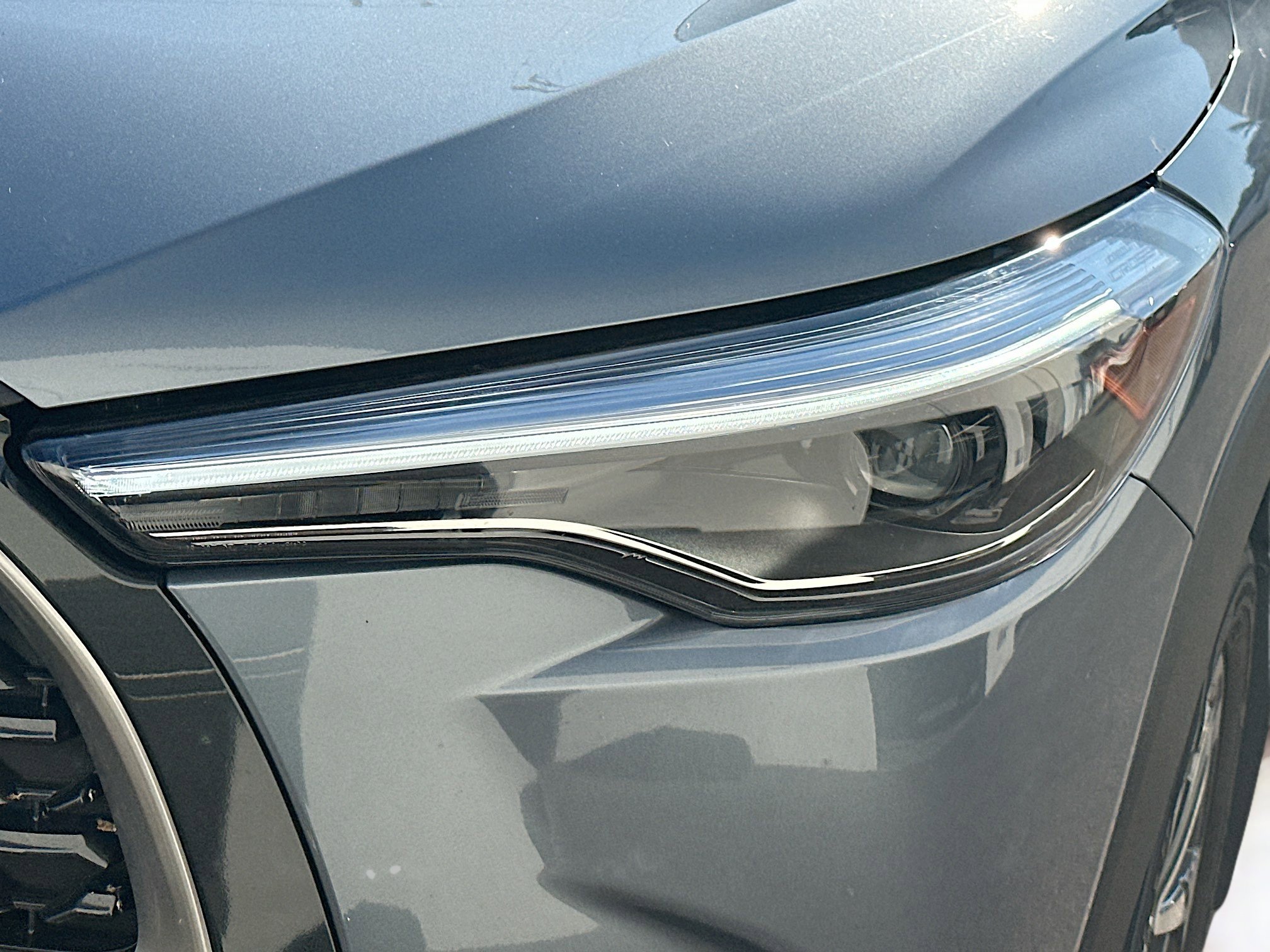 Used 2024 Toyota Corolla Cross XLE w/ Convenience Package image 35