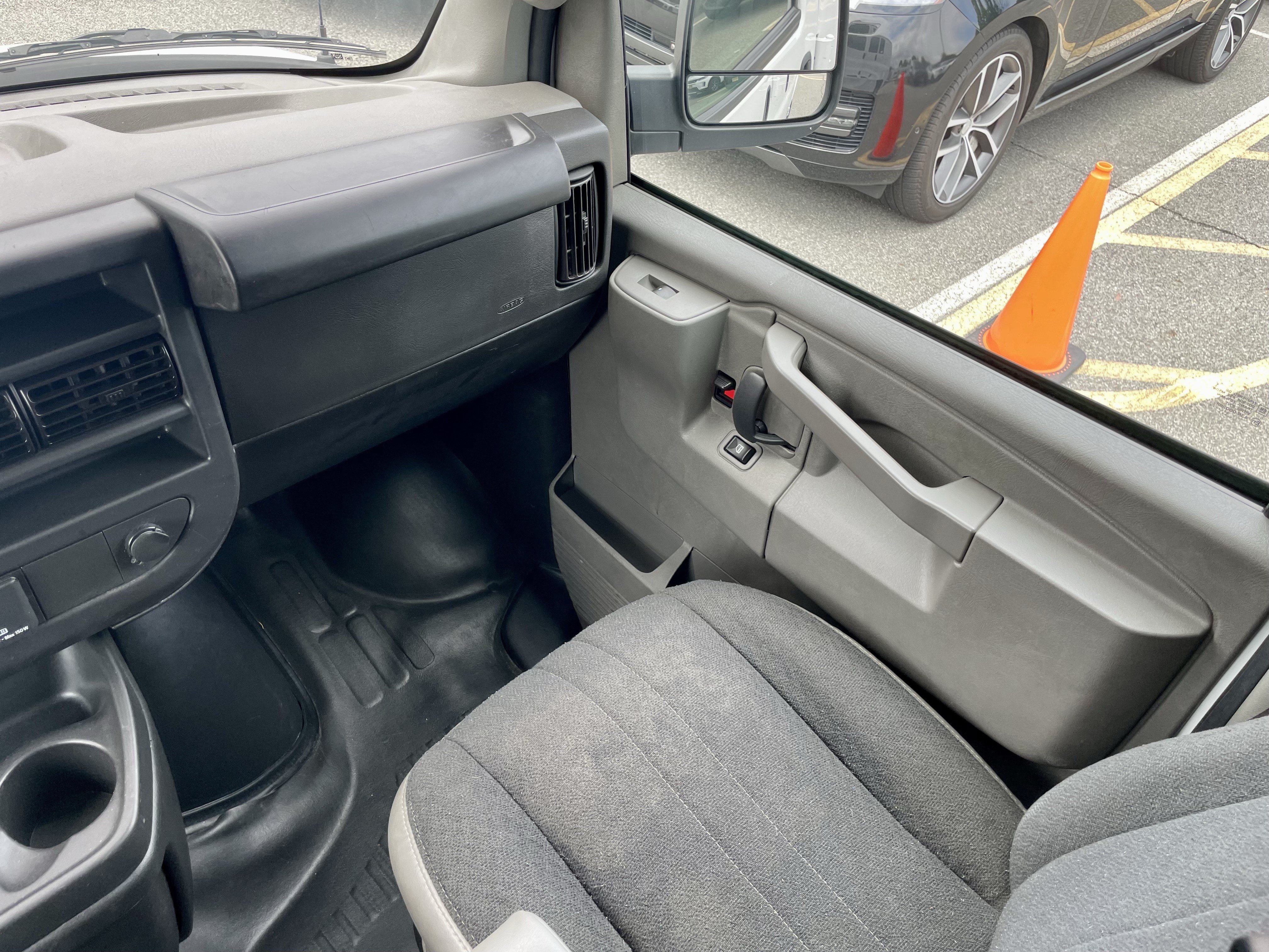 Used 2024 Chevrolet Express 2500 w/ Driver Convenience Package RWD image 17