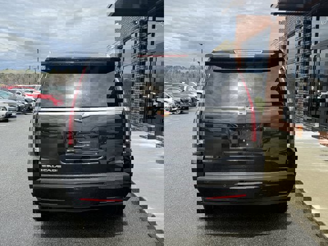 Used 2018 Cadillac Escalade Luxury image 5