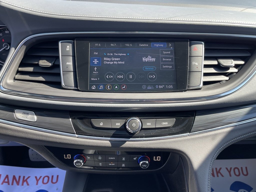 Used 2021 Buick Enclave Essence image 26